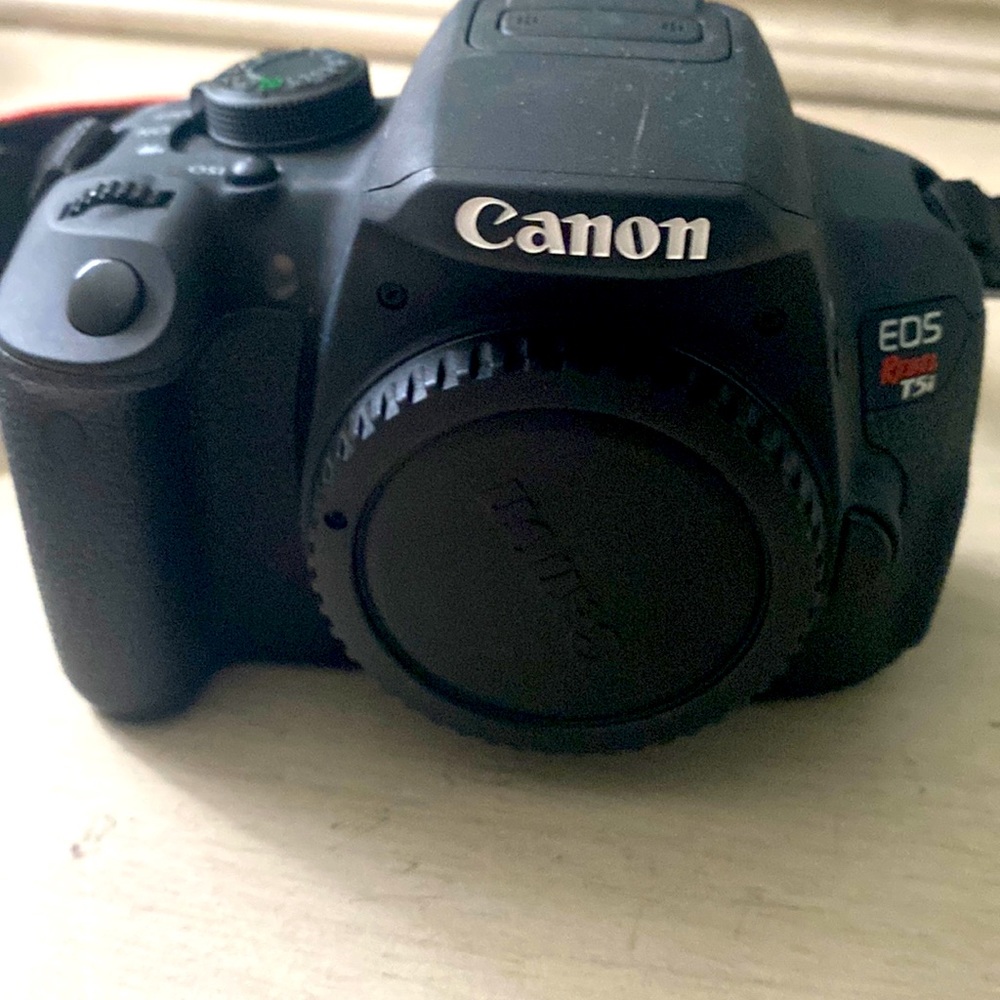 Canon t5i with 18-55 mm lens